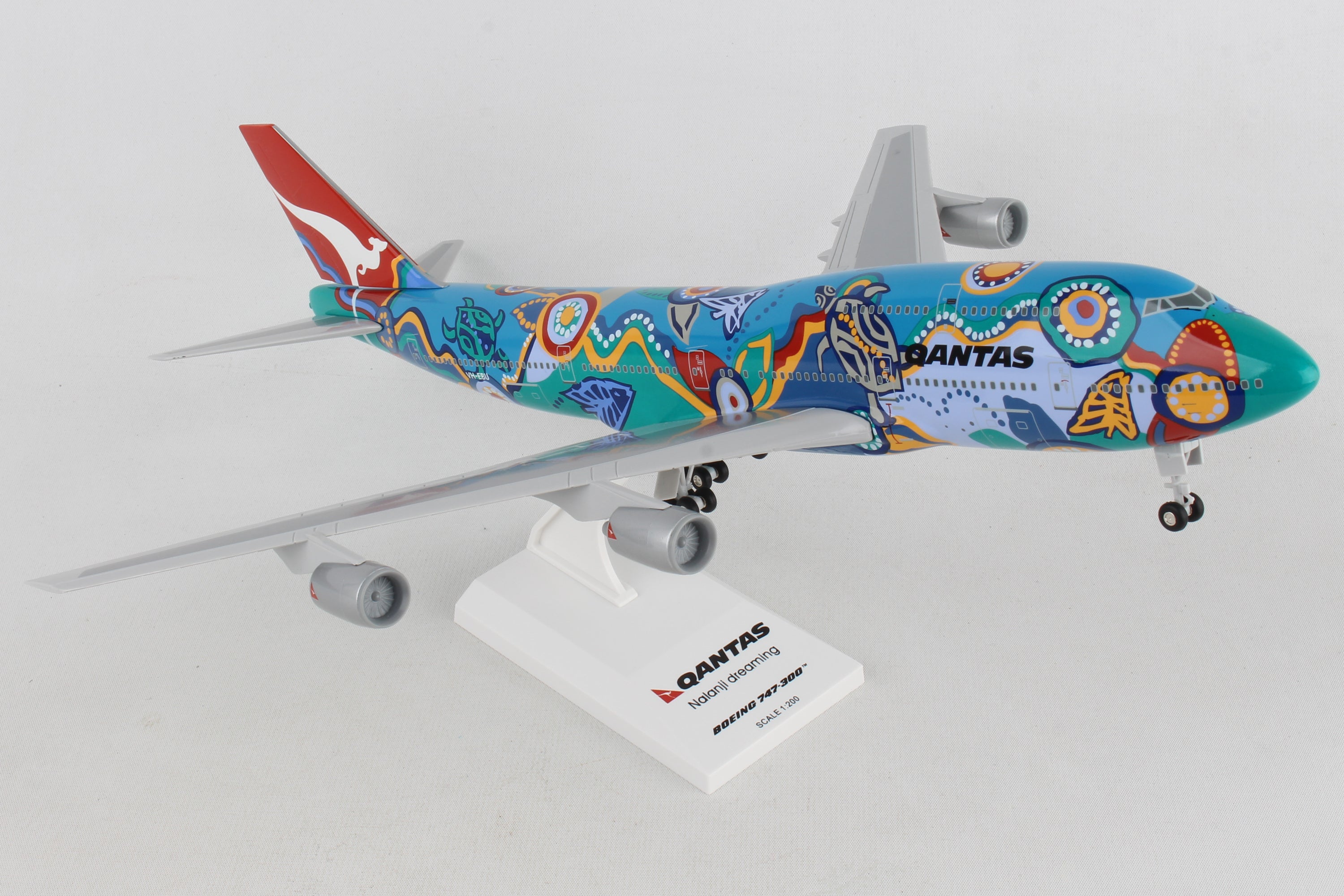 SKR086 SKYMARKS QANTAS NALANJI DREAMING 747-300 W/GEAR 1/200