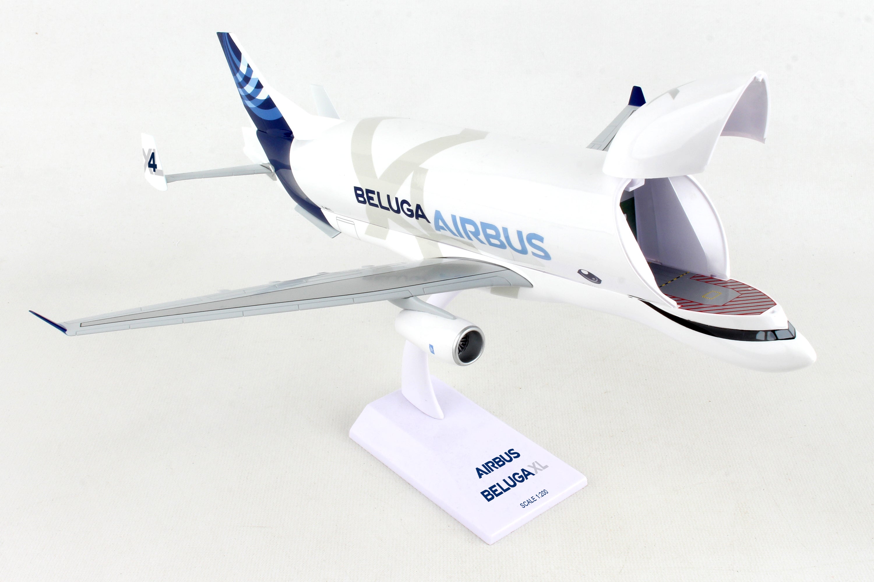 SKR1090 SKYMARKS AIRBUS BELUGA XL 1/200