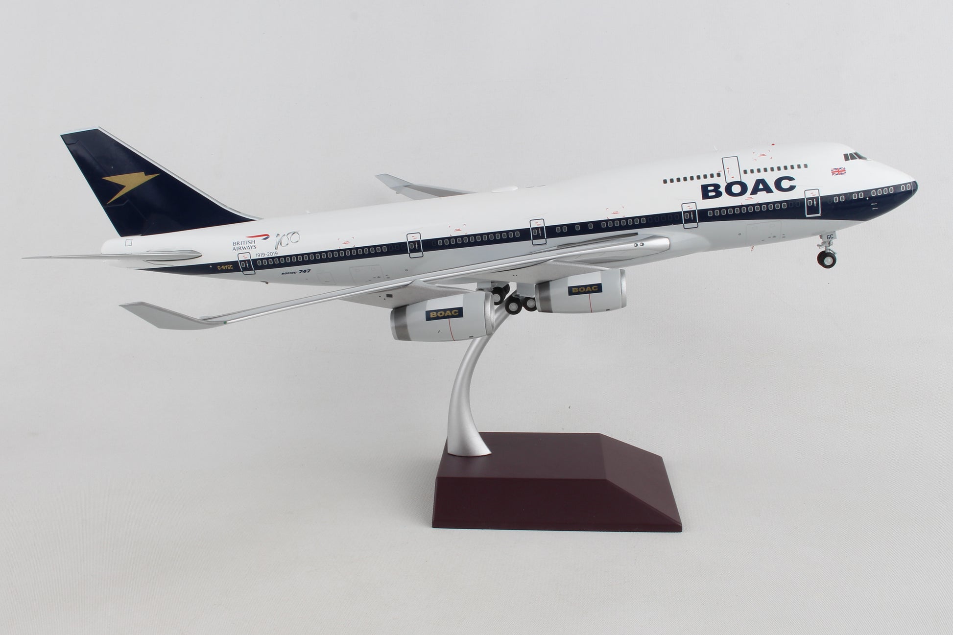G2BAW834 GEMINI200 BRITISH 747-400 1/200 BOAC RETRO LIVERY REG#G-BYGC - SkyMarks Models