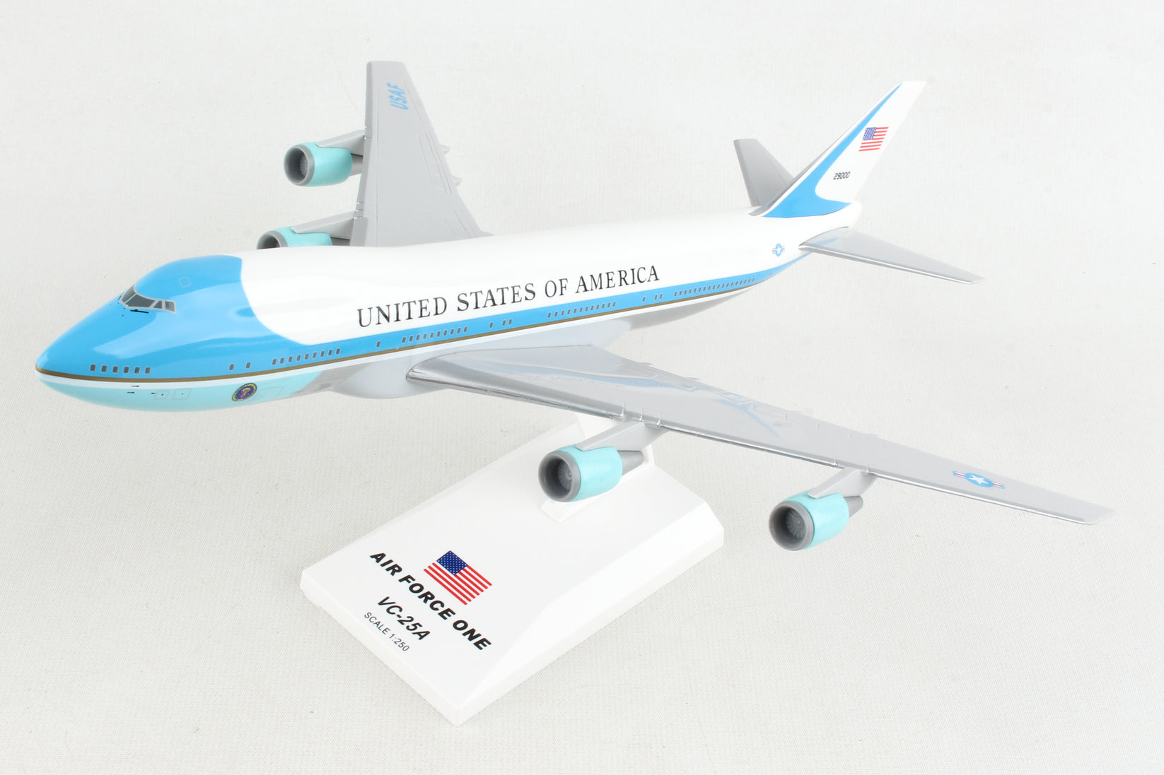 SKR041 SKYMARKS AIR FORCE ONE VC25/747-200 1/250 – SkyMarks Models