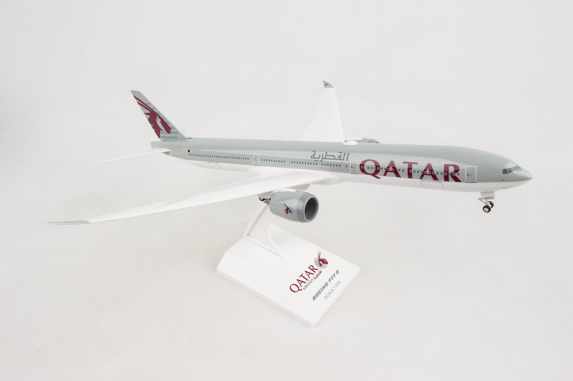 SKR1014 SKYMARKS QATAR 777-9 1/200 W/GEAR & FLEX WINGTIPS