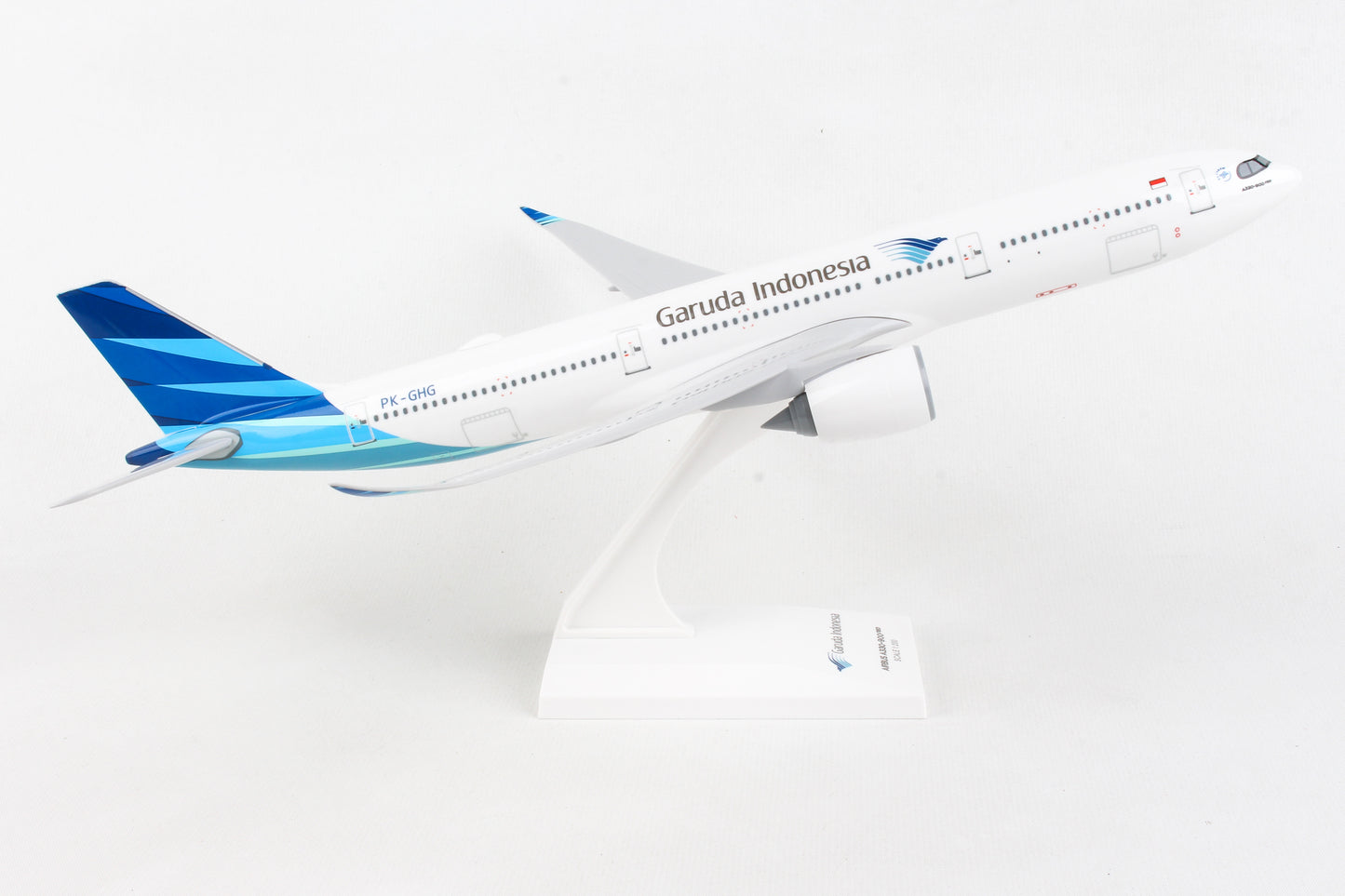 SKR1060 SKYMARKS GARUDA A330-900NEO 1/200