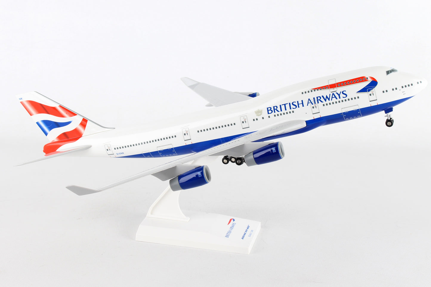 SKR304 SKYMARKS BRITISH AIRWAYS B747-400 1/200 W/GEAR - SkyMarks Models