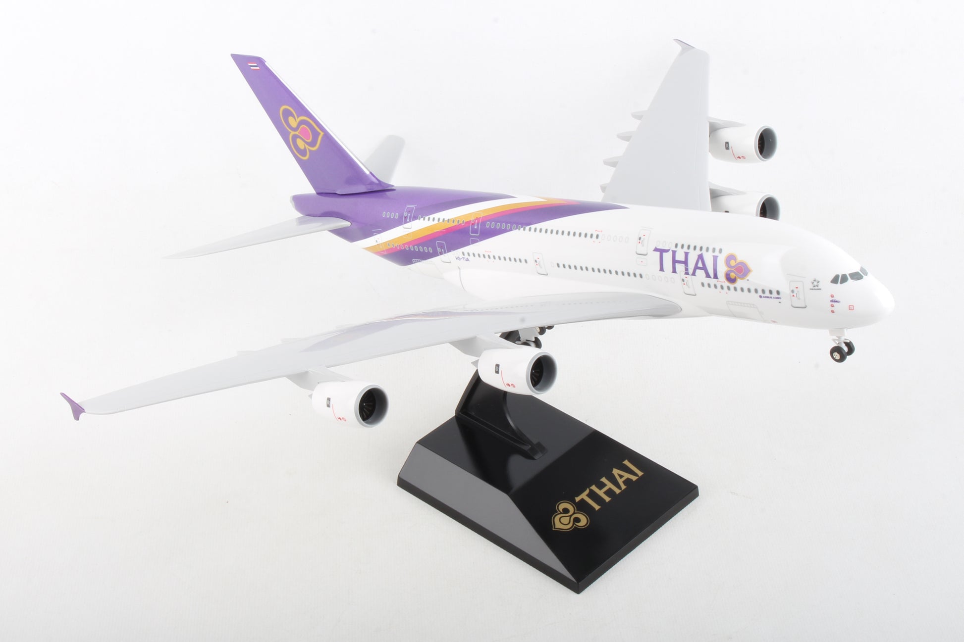 SKR331N SKYMARKS THAI A380-800 1/200 W/GEAR NEW LIVERY - SkyMarks Models