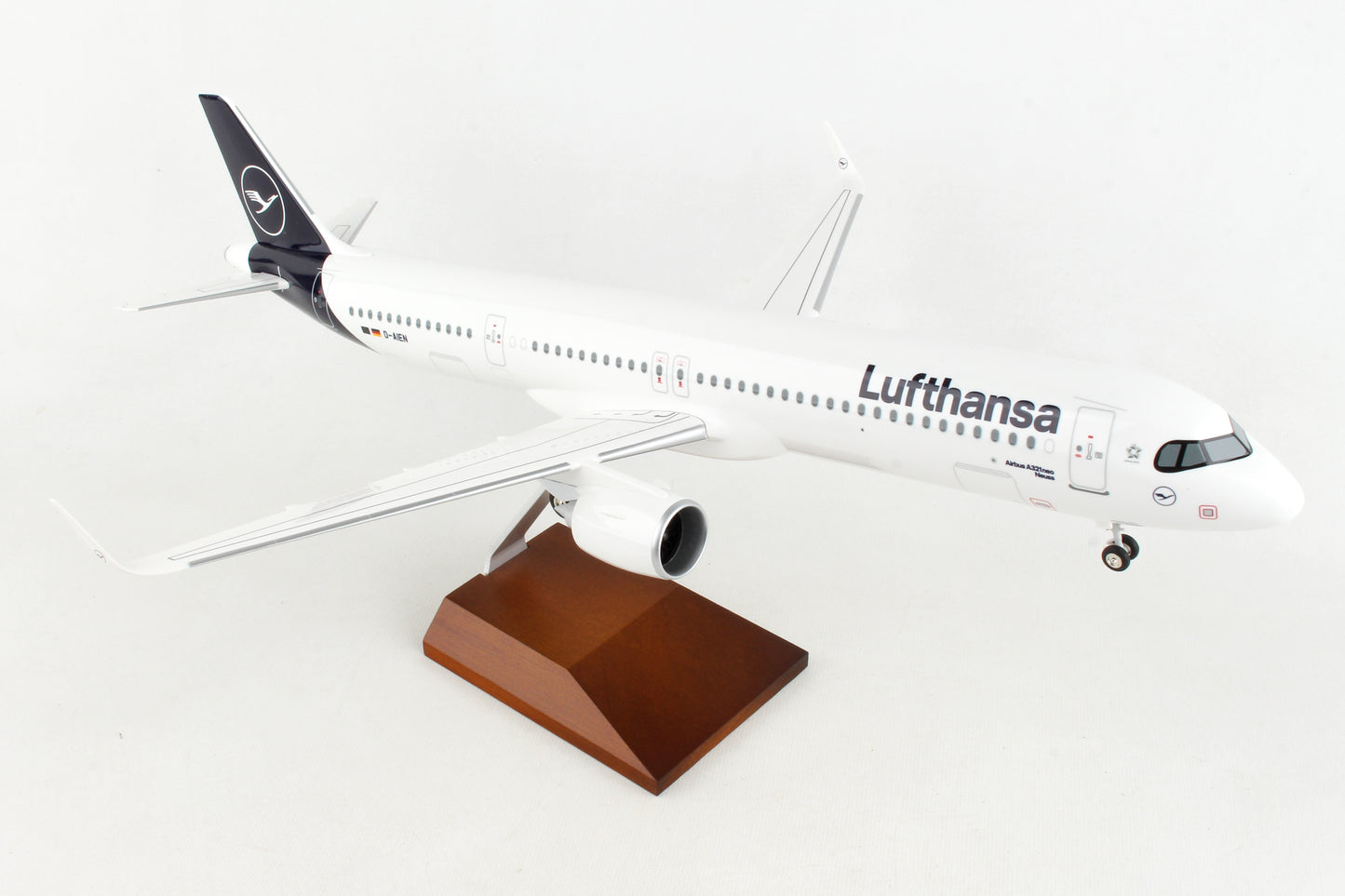 SKR8429 SKYMARKS LUFTHANSA A321NEO 1/100