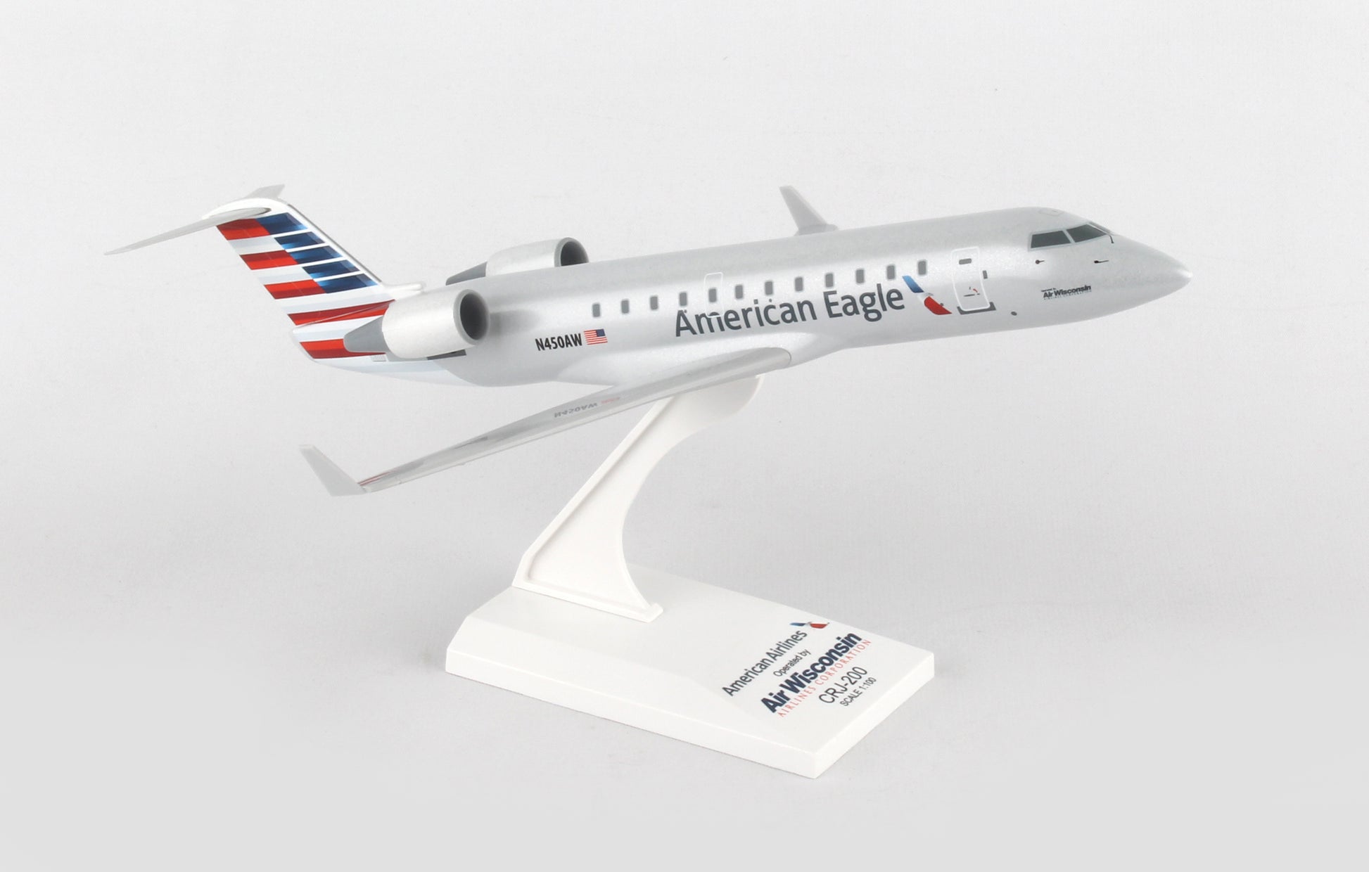 SKR858 SKYMARKS AMERICAN EAGLE CRJ200 1/100 AIR WISCONSIN - SkyMarks Models