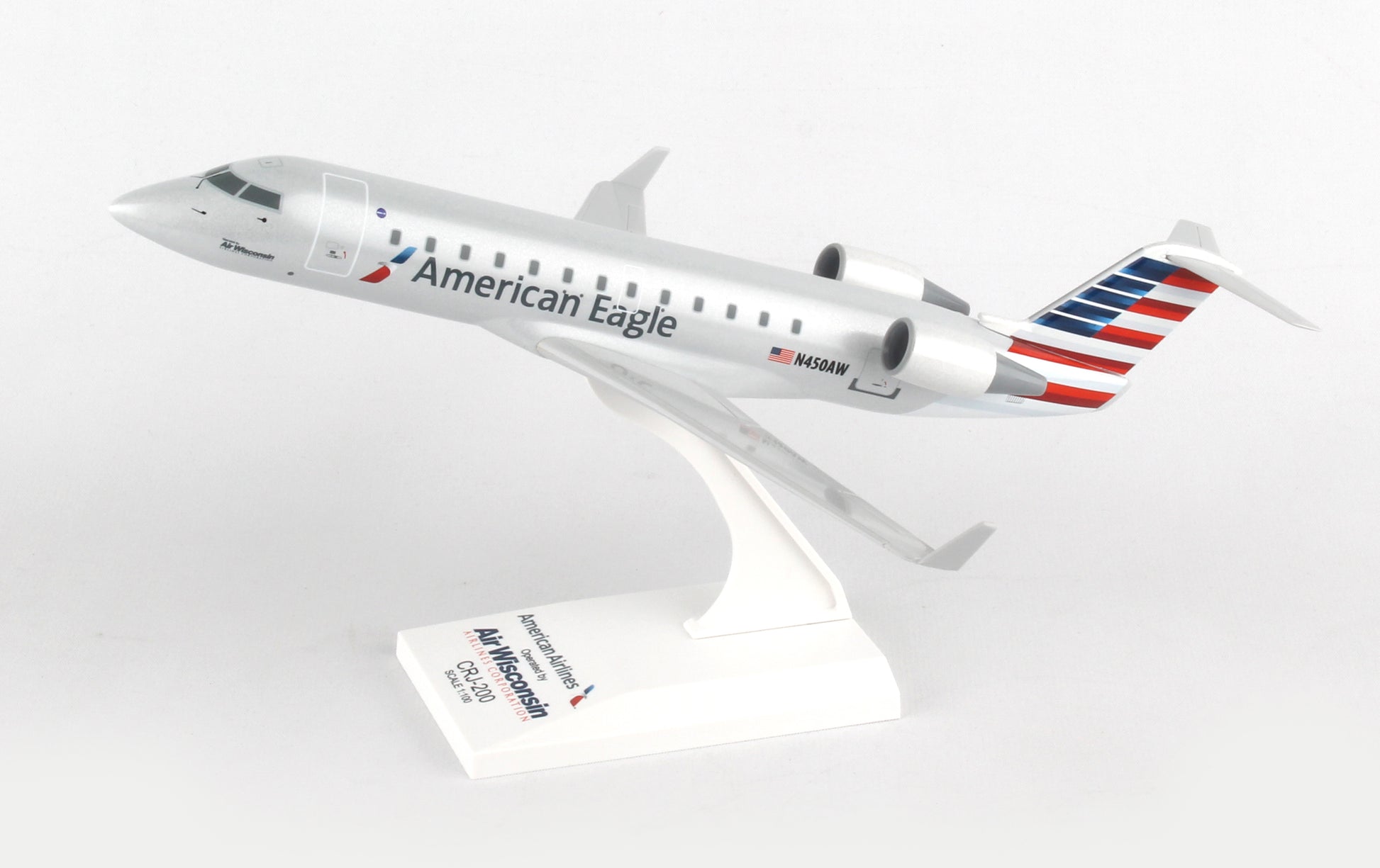 SKR858 SKYMARKS AMERICAN EAGLE CRJ200 1/100 AIR WISCONSIN - SkyMarks Models