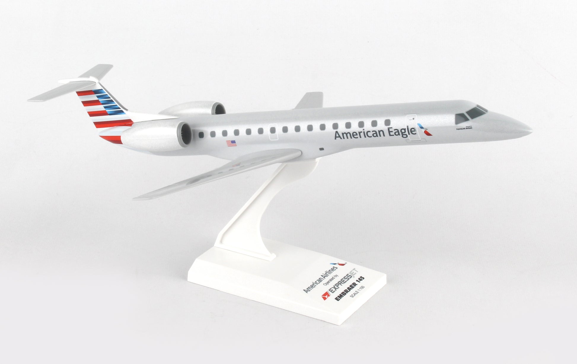 SKR859 SKYMARKS AMERICAN EAGLE ERJ145 1/100 EXPRESSJET - SkyMarks Models