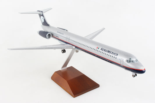 SKR8603 SKYMARKS AEROMEXICO MD-80 1/100 W/WOOD STAND & GEAR