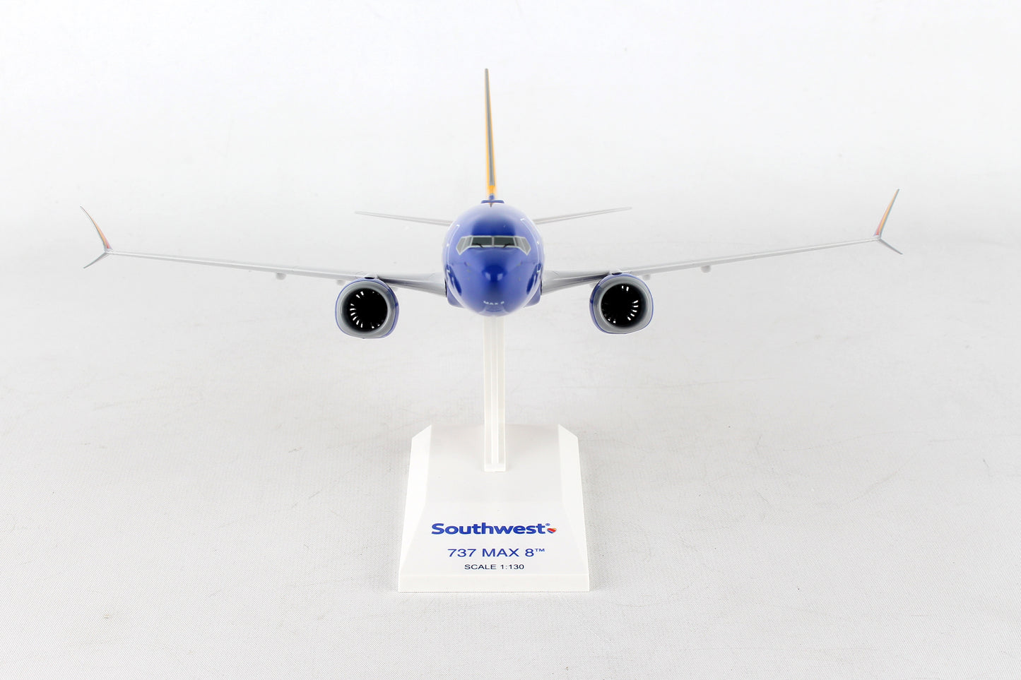 SKR938 SKYMARKS SOUTHWEST 737-MAX8 1/130 W/WIFI DOME