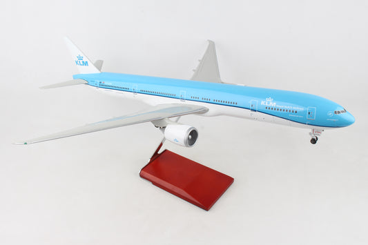 SKR9401 SKYMARKS SUPREME KLM 777-300 1/100 W/WOOD STAND & GEAR - SkyMarks Models