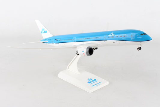 SKR945 KYMARKS KLM 787-9 1/200 W/GEAR - SkyMarks Models