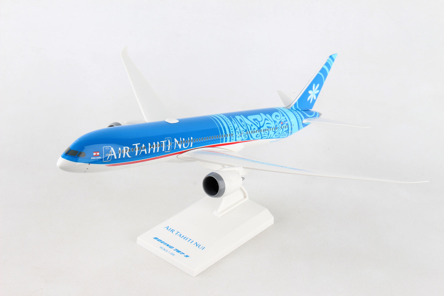 SKR976 SKYMARKS AIR TAHITI NUI 787-9 1/200 - SkyMarks Models